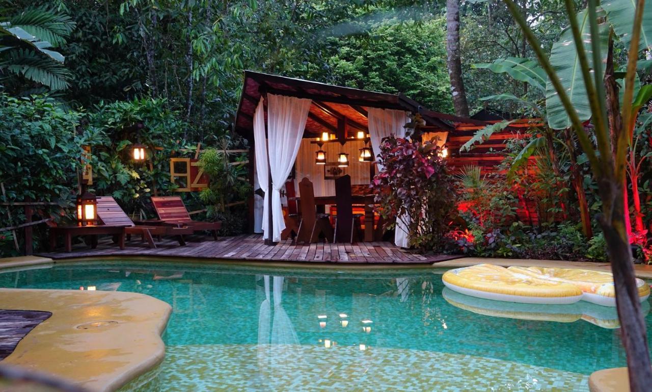Dos Casitas Lodge *